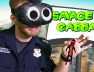 GIANT COP STOPPING GRAFFITI ARTISTS! | Giant Cop VR